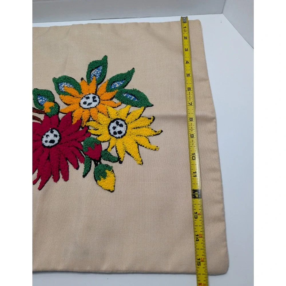 The Unbranded Brand vintage square